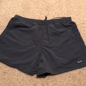 Patagonia baggies short- sold out charcoal color